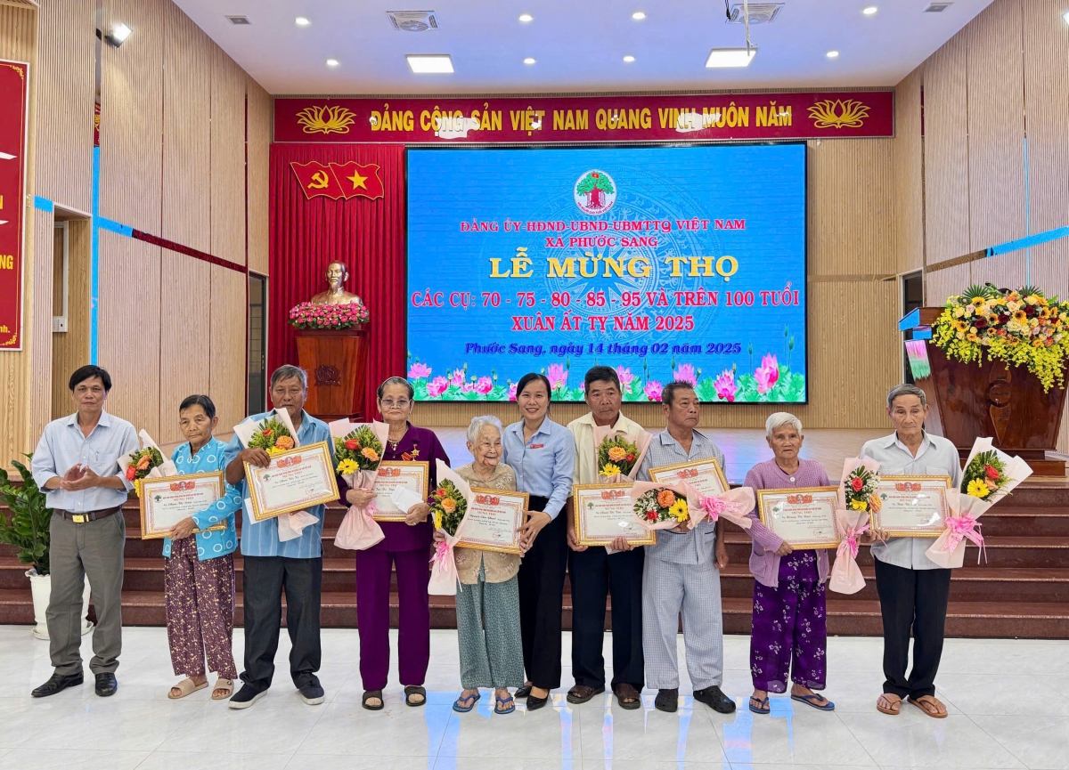 Xã Phước Sang, huyện Phú Giáo long trọng tổ chức Lễ mừng thọ cho Người cao tuổi dịp đầu năm 2025