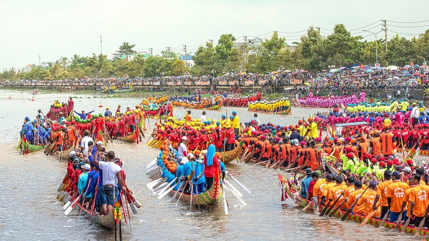 Tỉnh Kiên Giang: Phát triển văn hóa tiên tiến, đậm đà bản sắc dân tộc