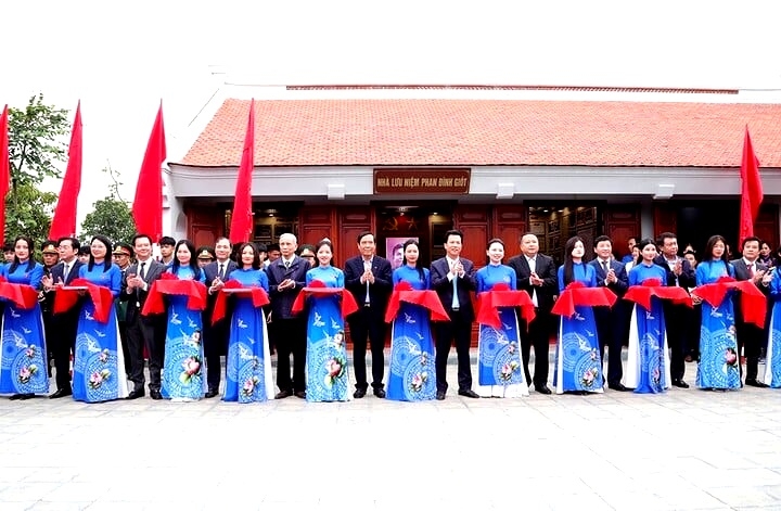 Khánh thành Nhà tưởng niệm Anh hùng Liệt sỹ Phan Đình Giót