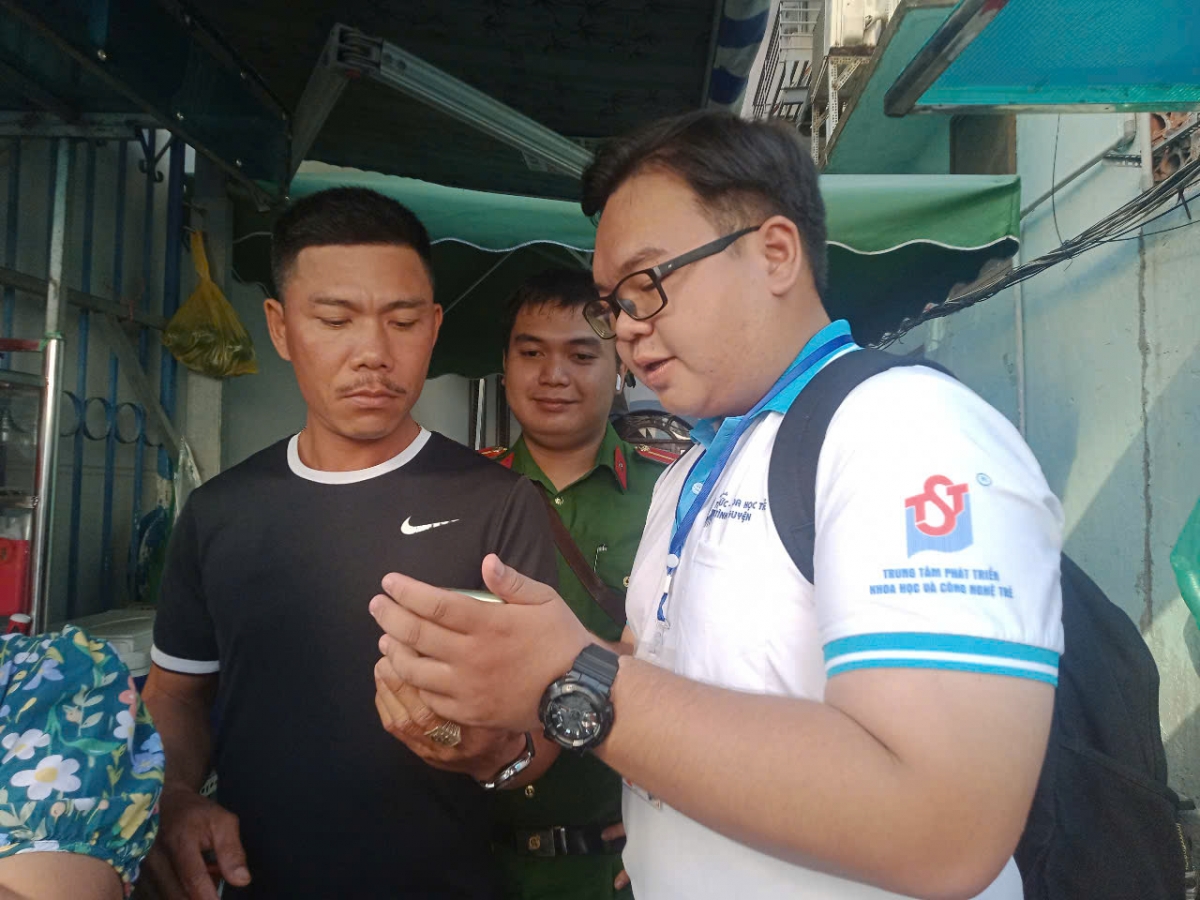 Quận 1, TP Hồ Chí Minh: Ra quân đội hình chuyển đổi số cộng đồng