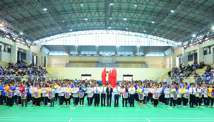 Tưng bừng Hội thao VMU năm 2025