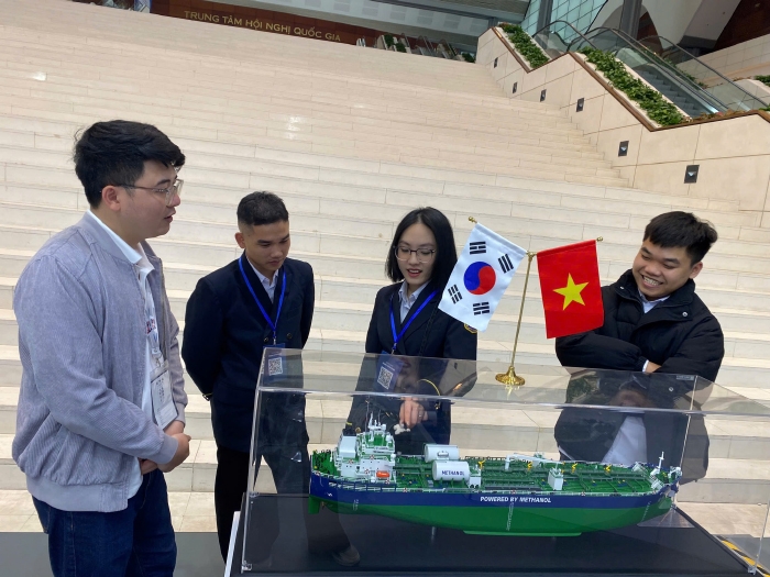 Trường Đại học Hàng hải Việt Nam tham dự Triển lãm Vietship 2025