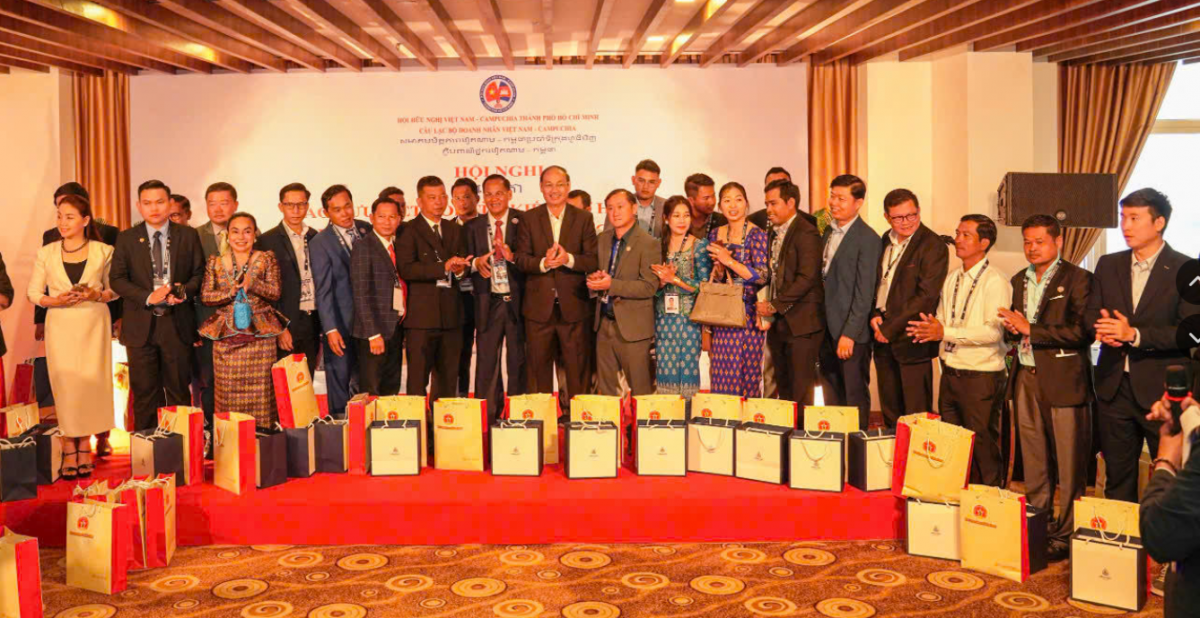 Giao lưu kết nối hợp tác đầu tư giữa Doanh nghiệp Việt Nam và Campuchia