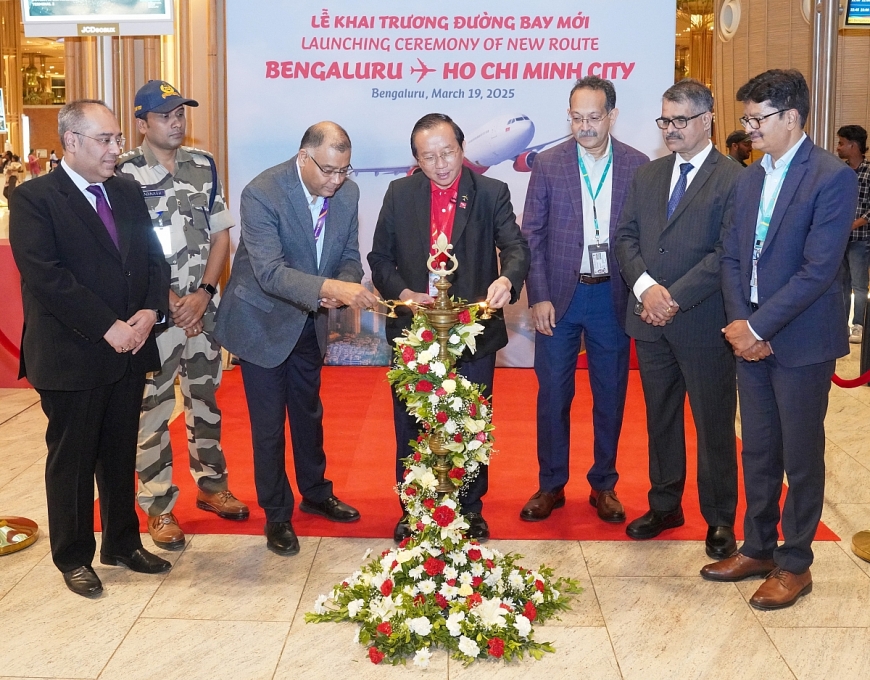 Nghi thức khai trương hai đường bay mới Bengaluru, Hyderabad (Ấn Độ) - Tp. Hồ Chí Minh