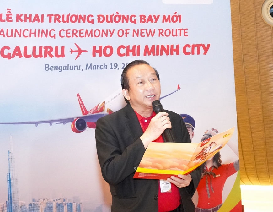 Ông Đỗ Xuân Quang - Phó Tổng giám đốc Vietjet công bố khai trương hai đường bay mới Bengaluru, Hyderabad - Tp. Hồ Chí Minh