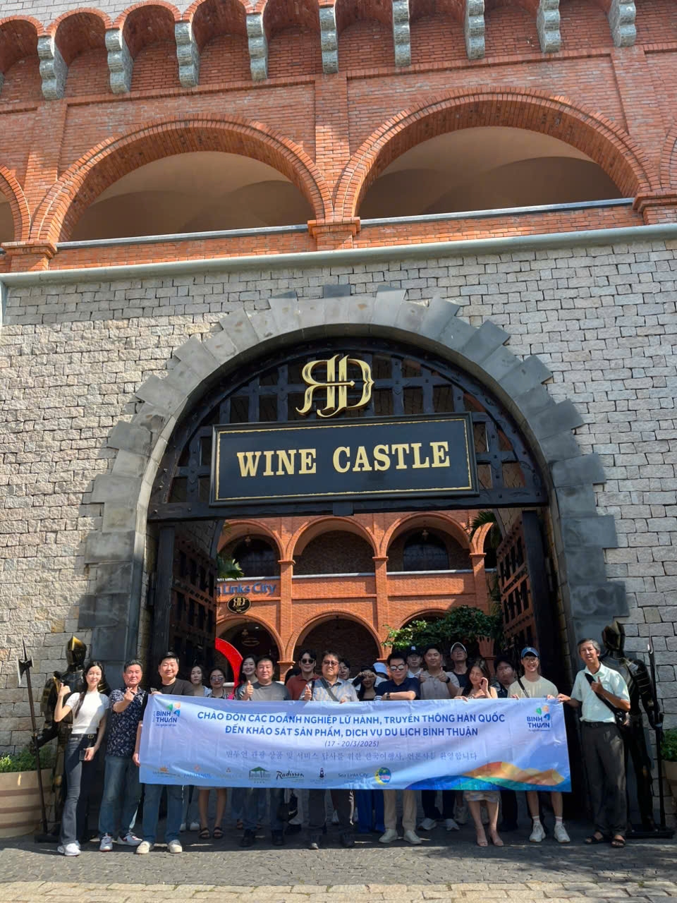 Đoàn Famtrip Hàn Quốc đến tham quan, khảo sát sản phẩm du lịch tại Bình Thuận