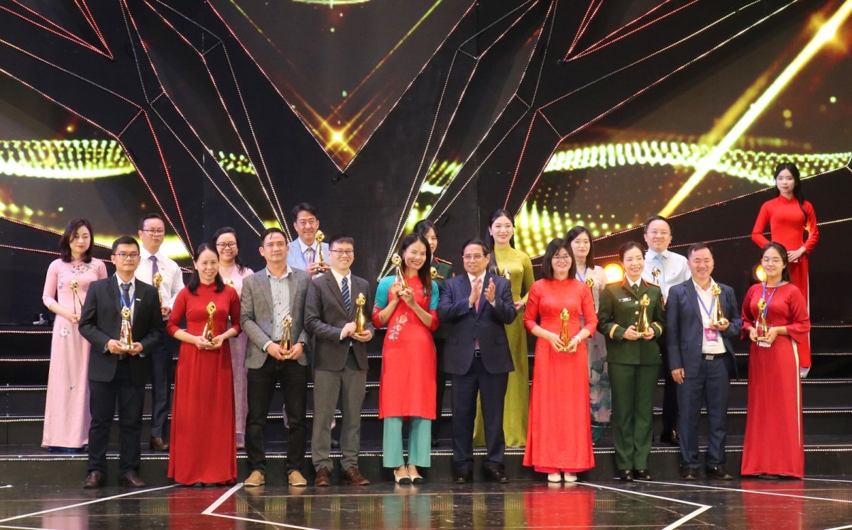 Thủ tướng Phạm Minh Chính: Ngành truyền hình tiếp tục giữ vững bản sắc nghề nghiệp, phát triển hệ sinh thái truyền hình đa nền tảng