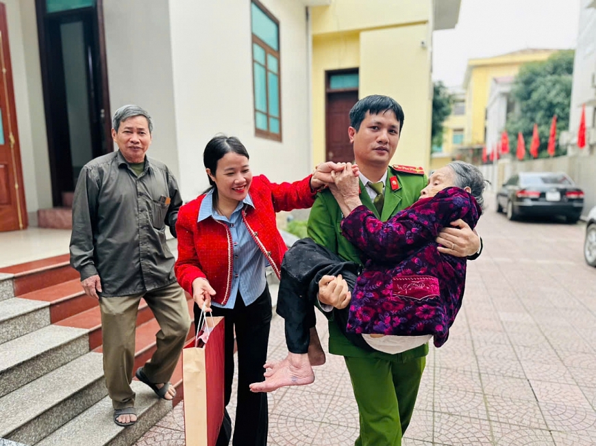 Lấy mẫu ADN: Thắp lên niềm hy vọng cho thân nhân gia đình các liệt sĩ