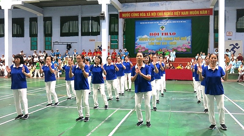 NCT TP Huế tích cực hưởng ứng phong trào “Tuổi cao - Gương sáng"