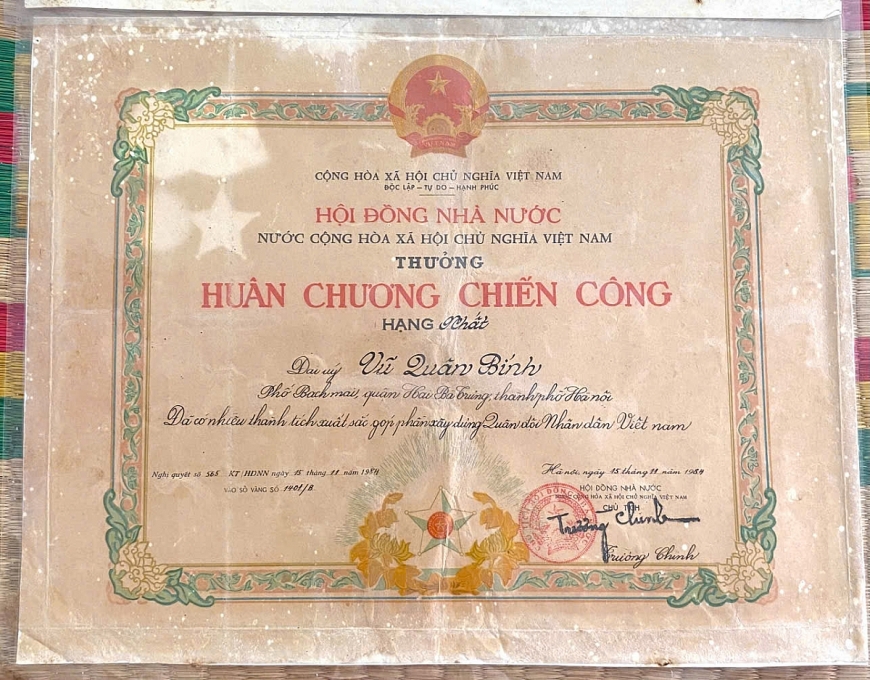 “Đèn trời” đã soi sáng!