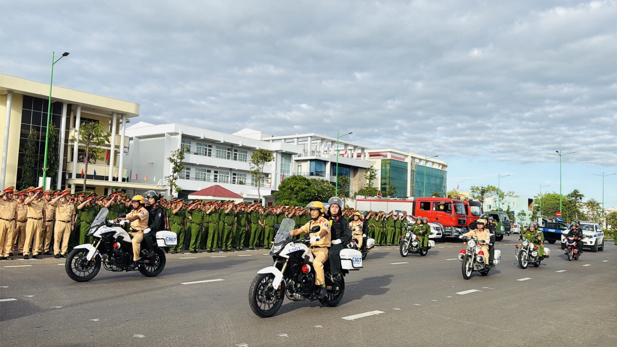 Ra quân tấn công, trấn áp tội phạm, đảm bảo an toàn kỷ niệm 50 năm ngày giải phóng miền Nam, thống nhất đất nước