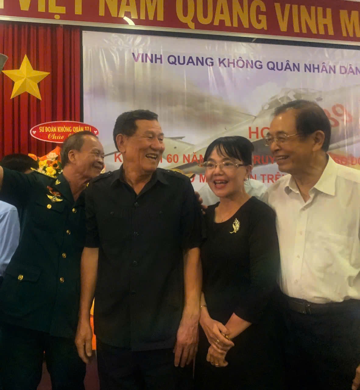 Tự hào 60 năm Ngày Bộ đội Không quân mở mặt trận trên không thắng lợi