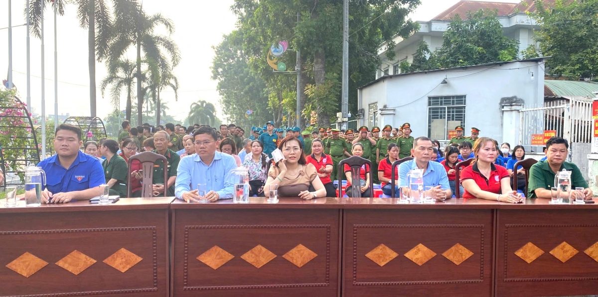 Ra quân thi đua 50 ngày đêm lập thành tích chào mừng kỉ niệm các ngày lễ lớn