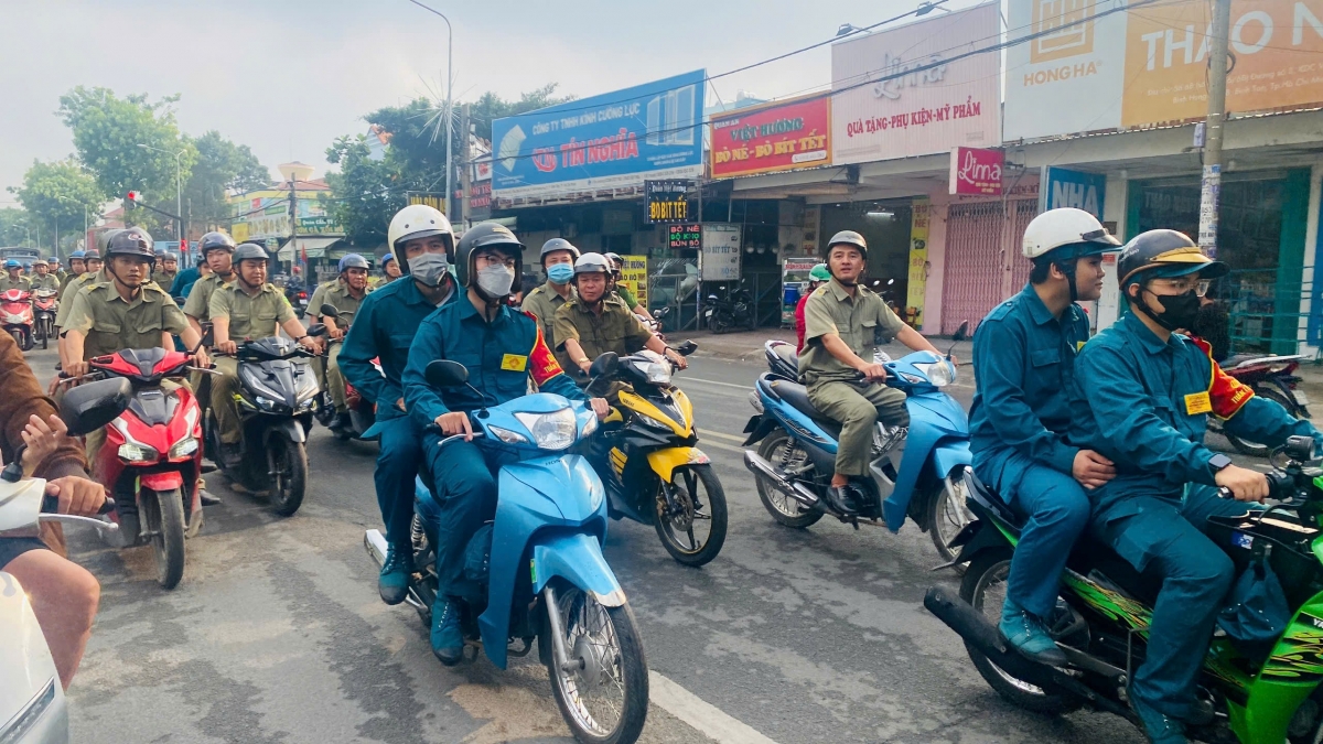Ra quân thi đua 50 ngày đêm lập thành tích chào mừng kỉ niệm các ngày lễ lớn