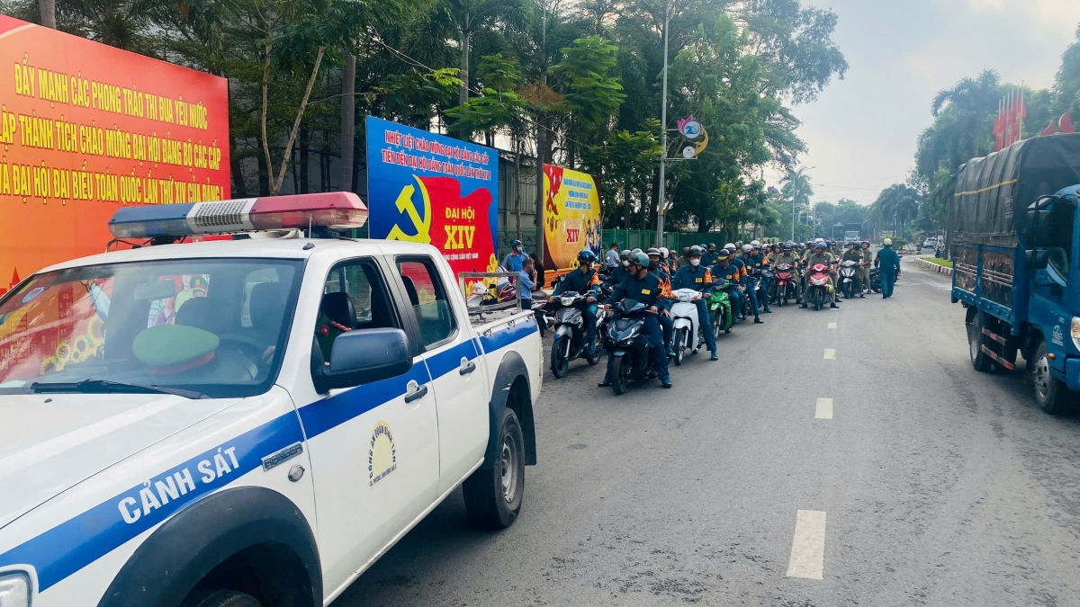 Ra quân thi đua 50 ngày đêm lập thành tích chào mừng kỉ niệm các ngày lễ lớn