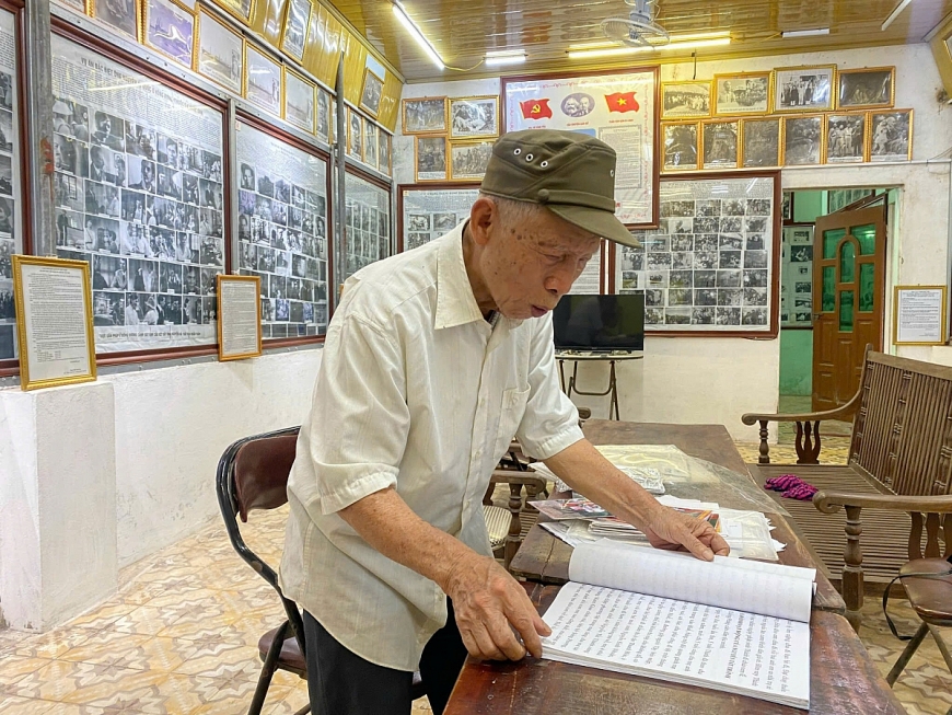 Năm 2023, cụ Trần Văn Cao được Thủ tướng Chính phủ tặng Bằng khen.