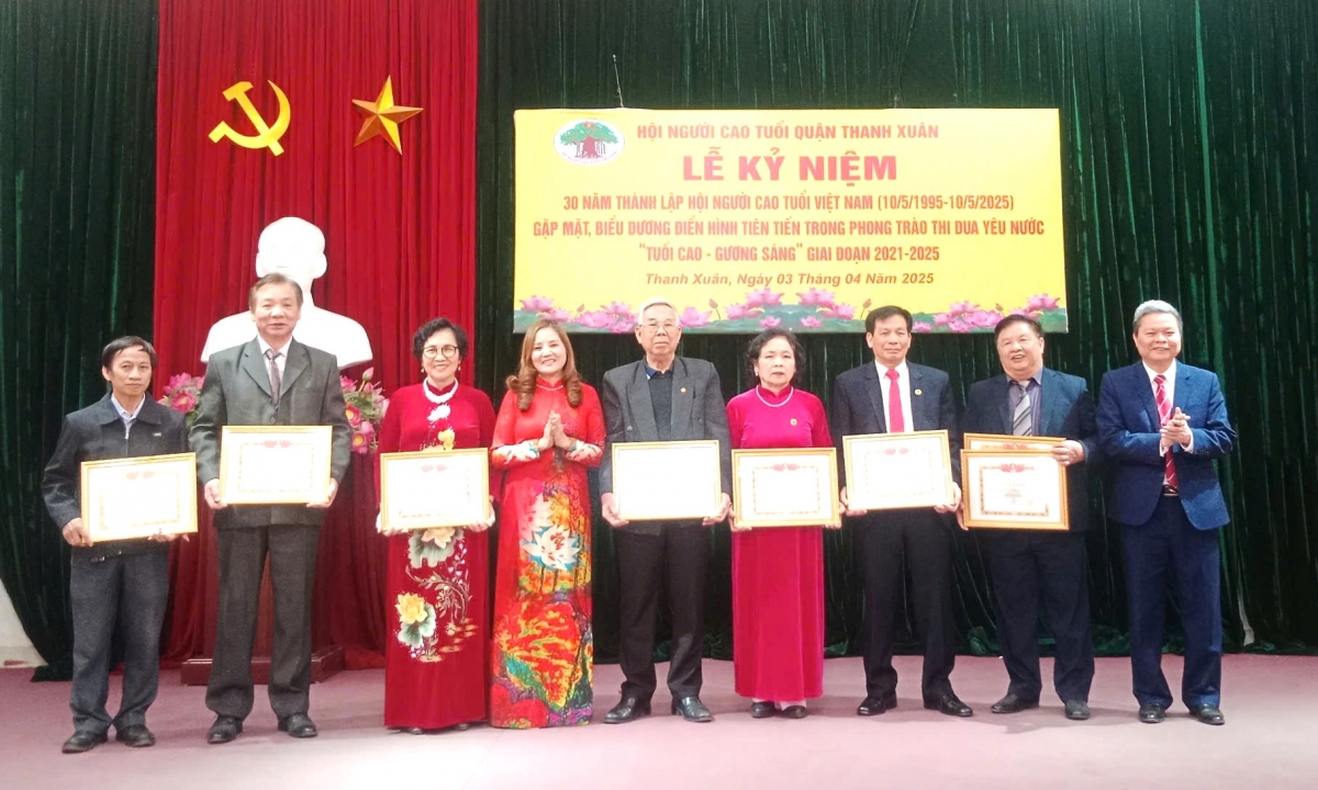 Xây dựng củng cố tổ chức Hội NCT ngày càng vững mạnh