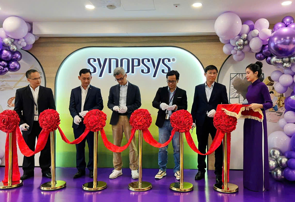 Synopsys công bố Học bổng Thiết kế vi mạch đầu tiên tại Việt Nam
