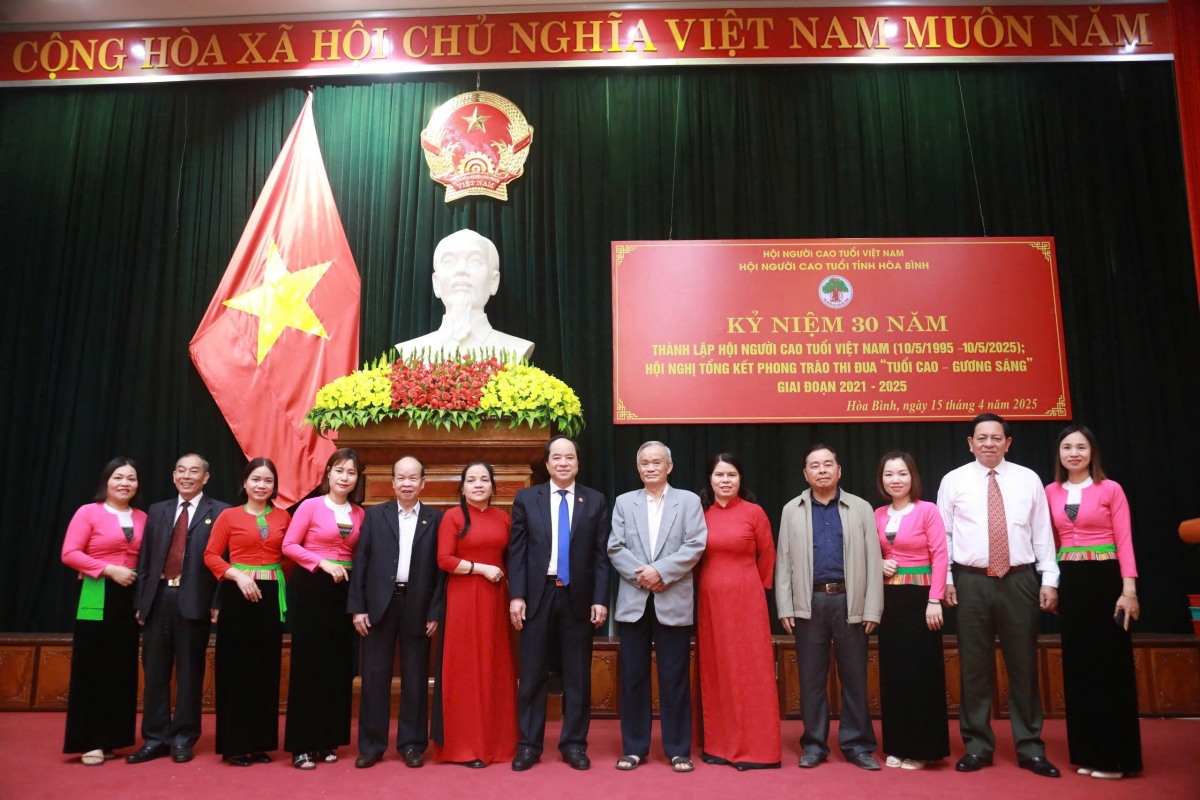 Tiếp tục bảo vệ, chăm sóc, phát huy vai trò NCT