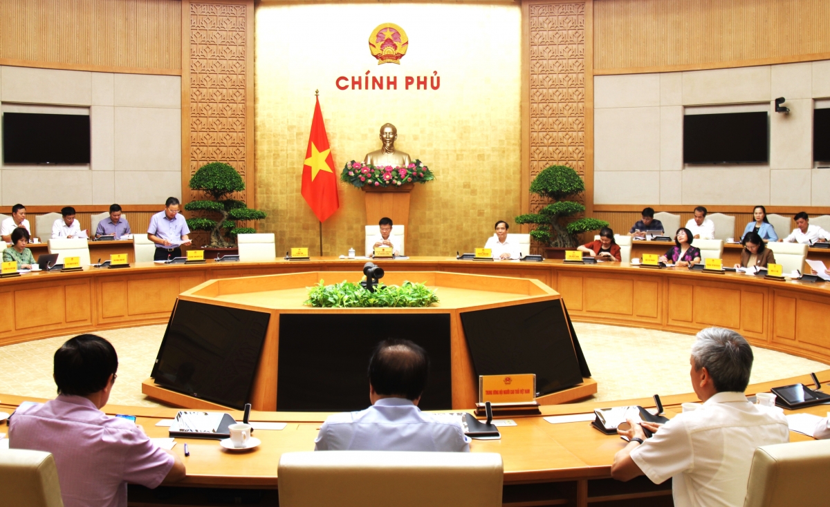 Quang cảnh cuộc họp Ủy ban Quốc gia về NCT Việt Nam sáng 30-8