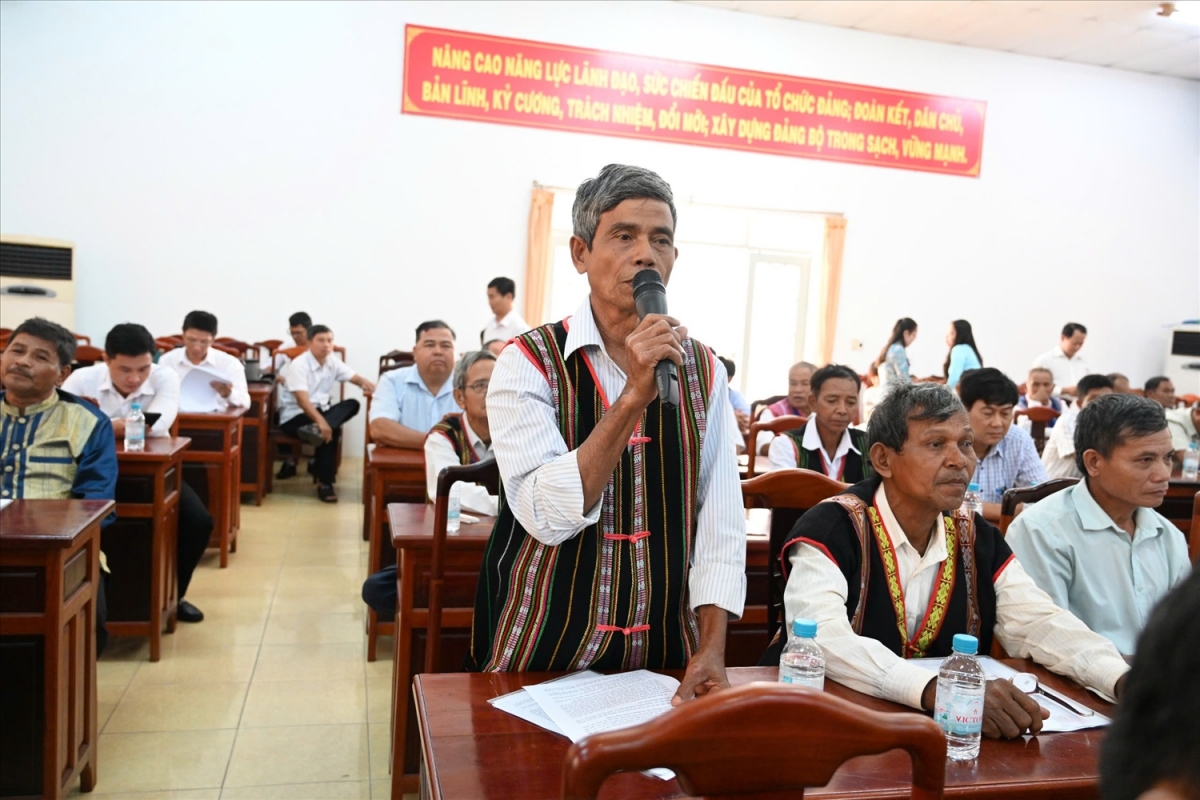 Già làng, Người có uy tín tiêu biểu phát biểu tại họp mặt