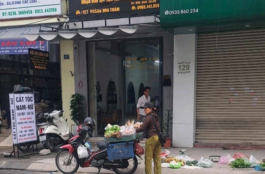 Chợ trên muôn nẻo đường