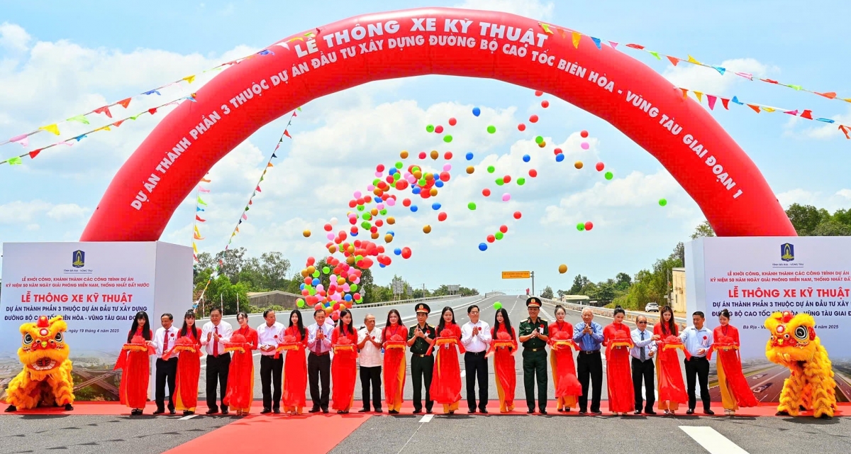 Bà Rịa - Vũng Tàu: Thông xe kĩ thuật đường cao tốc và khởi công xây dựng nhiều công trình trọng điểm