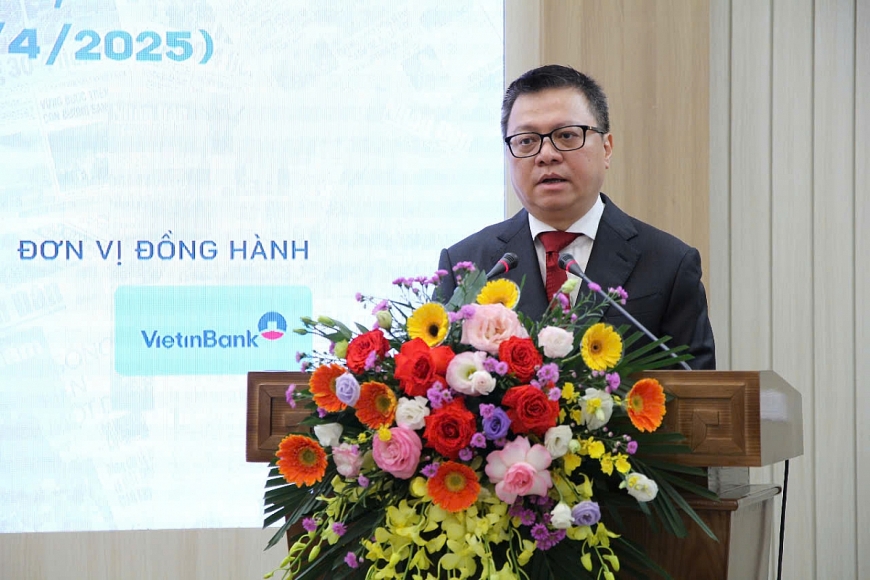 Đồng chí Lê Quốc Minh, Ủy viên Ban Chấp hành Trung ương Đảng, Tổng Biên tập Báo Nhân Dân, Phó Trưởng ban Tuyên giáo và Dân vận Trung ương, Chủ tịch Hội Nhà báo Việt Nam phát biểu.