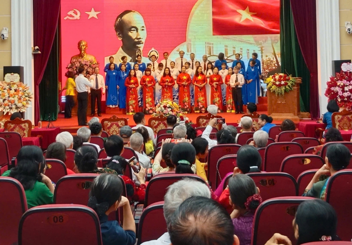 Xây dựng quận Nam Từ Liêm phát triển bền vững, nhân văn, hiện đại