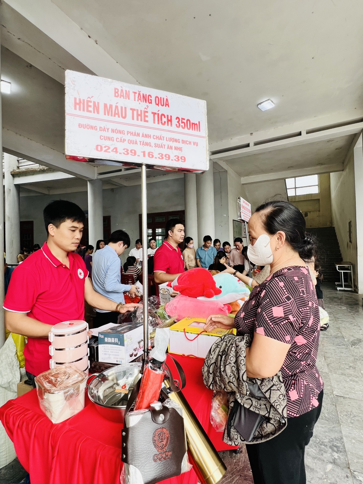 Ngày hội “Giọt hồng Kim Sơn” đã tiếp nhận 464 đơn vị máu