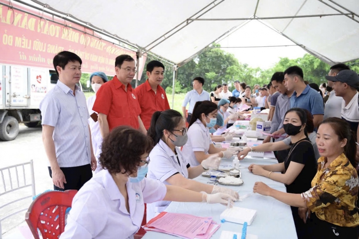 Ngày hội “Giọt hồng Kim Sơn” đã tiếp nhận 464 đơn vị máu