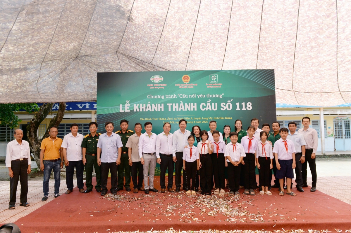 Nhựa Tiền Phong khánh thành cầu nối yêu thương tại Long An, Kiên Giang và Hậu Giang
