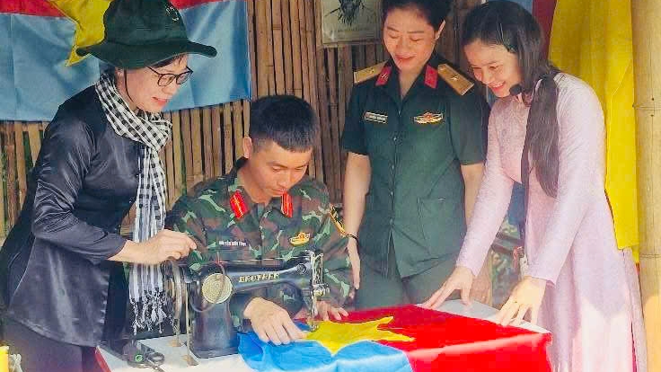 “50 năm vang mãi bản hùng ca”