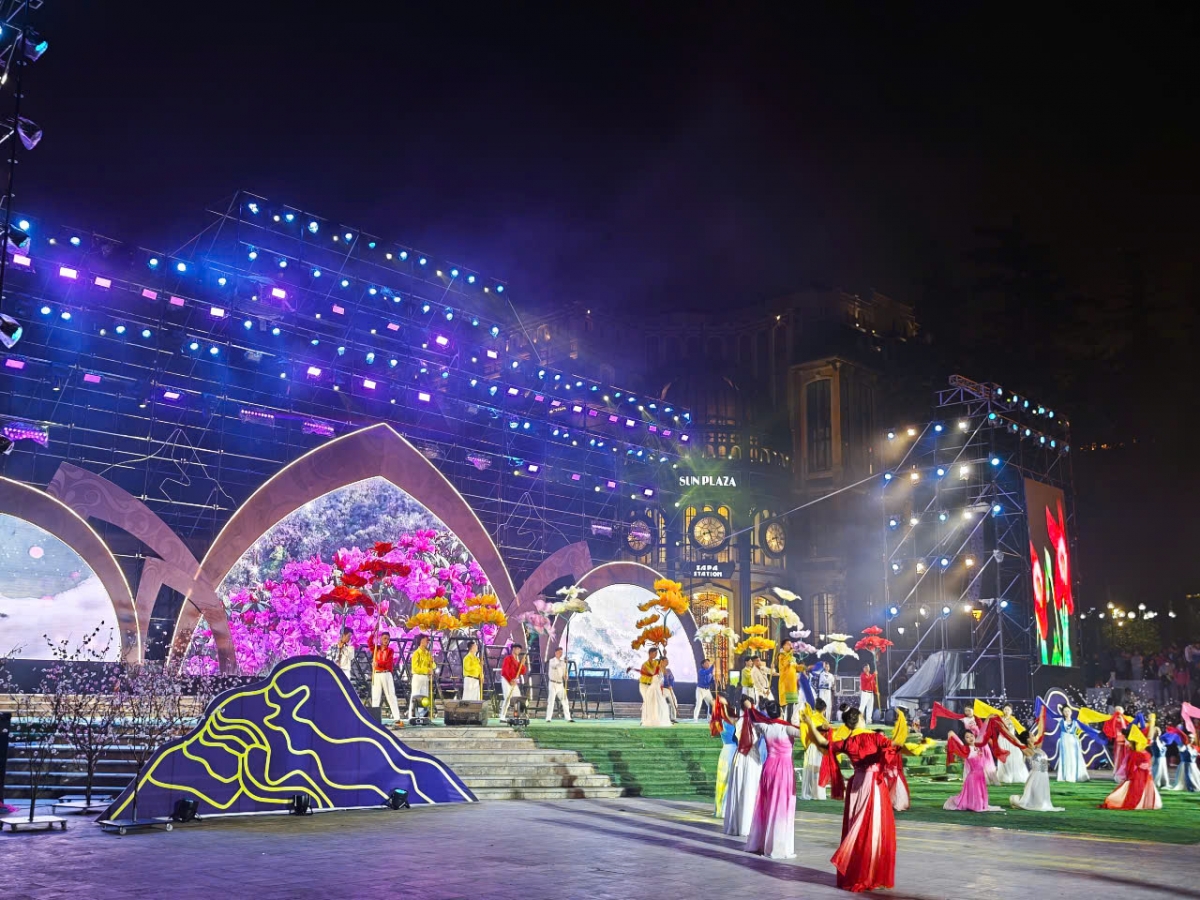 Khai mạc Lễ hội mùa hè năm 2025 với chủ đề “Sa Pa - Xứ sở của tình yêu”.