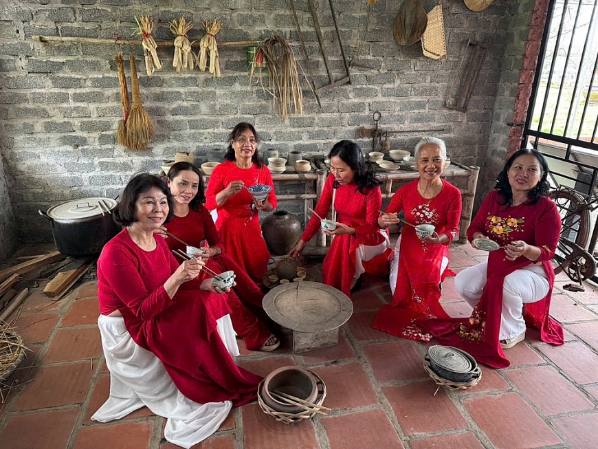 Di sản thế giới Thành nhà Hồ đón trên 1.000 lượt khách trong ngày 30/4