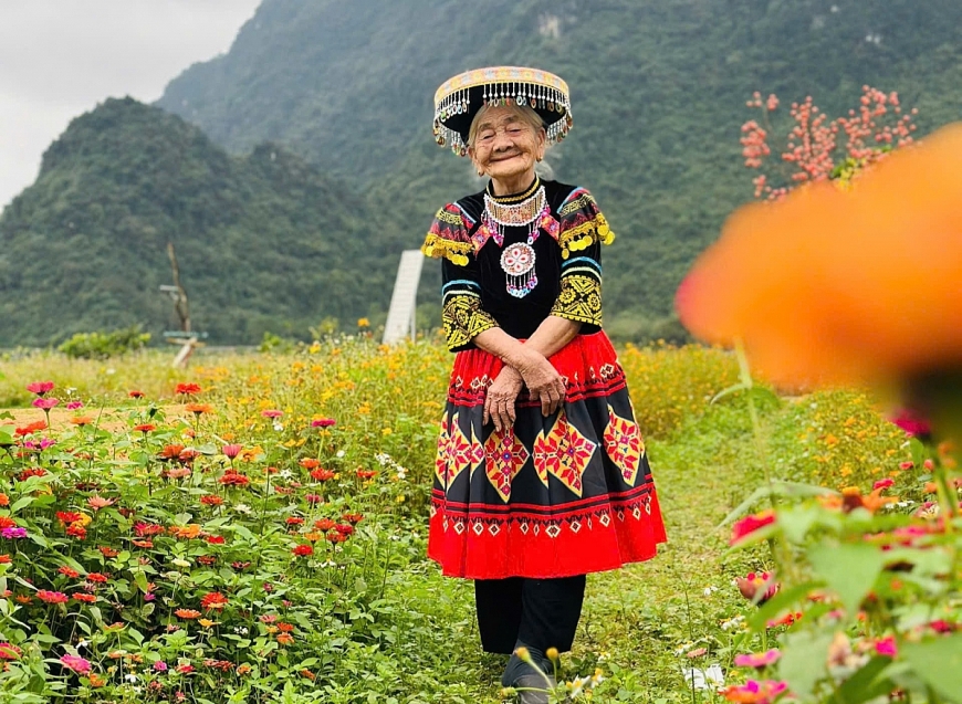 Bí quyết sống khỏe của cụ bà 97 tuổi