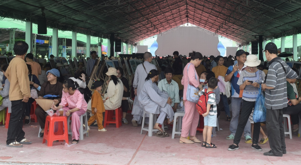 Đại lễ Vesak: Bản giao hòa văn hóa trên đất phương Nam