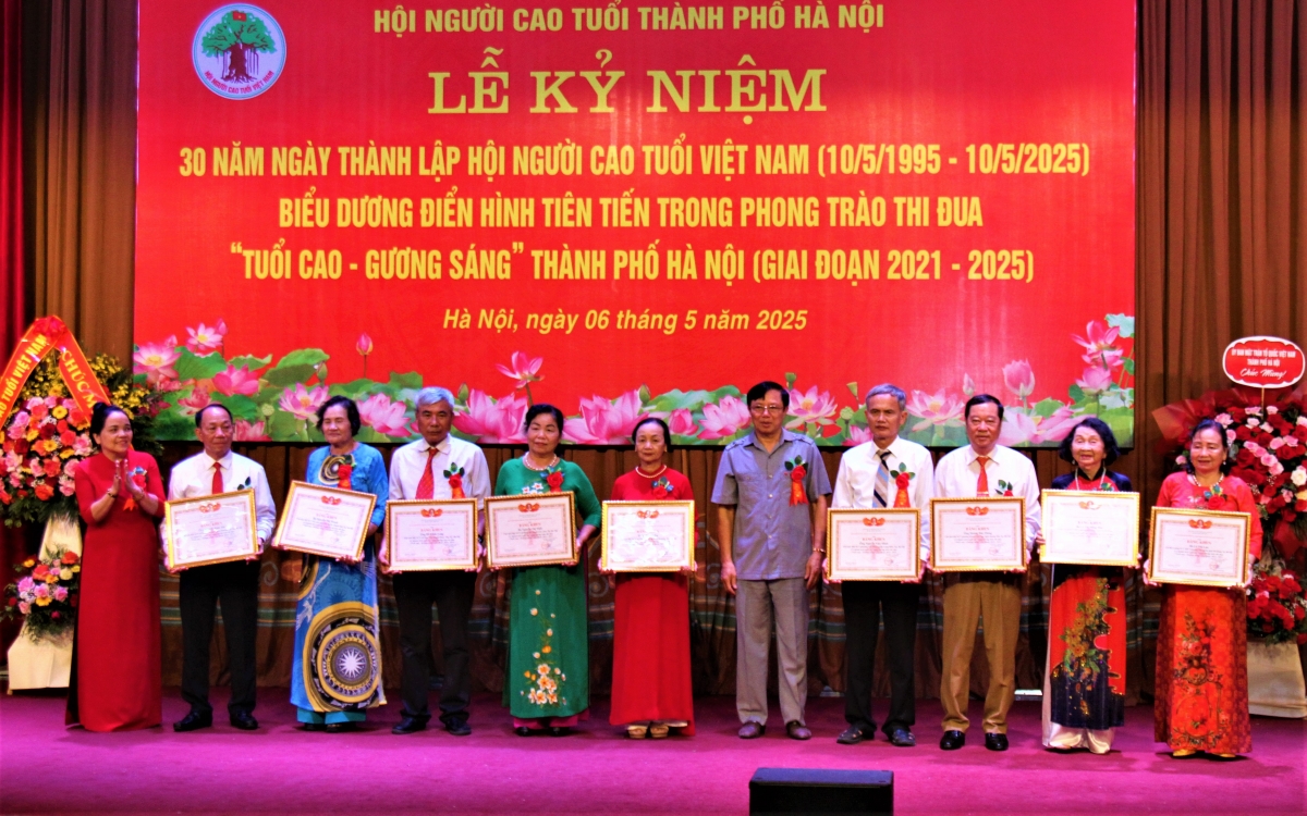 Điểm sáng trong phong trào người cao tuổi cả nước Điểm sáng trong phong trào người cao tuổi cả nước