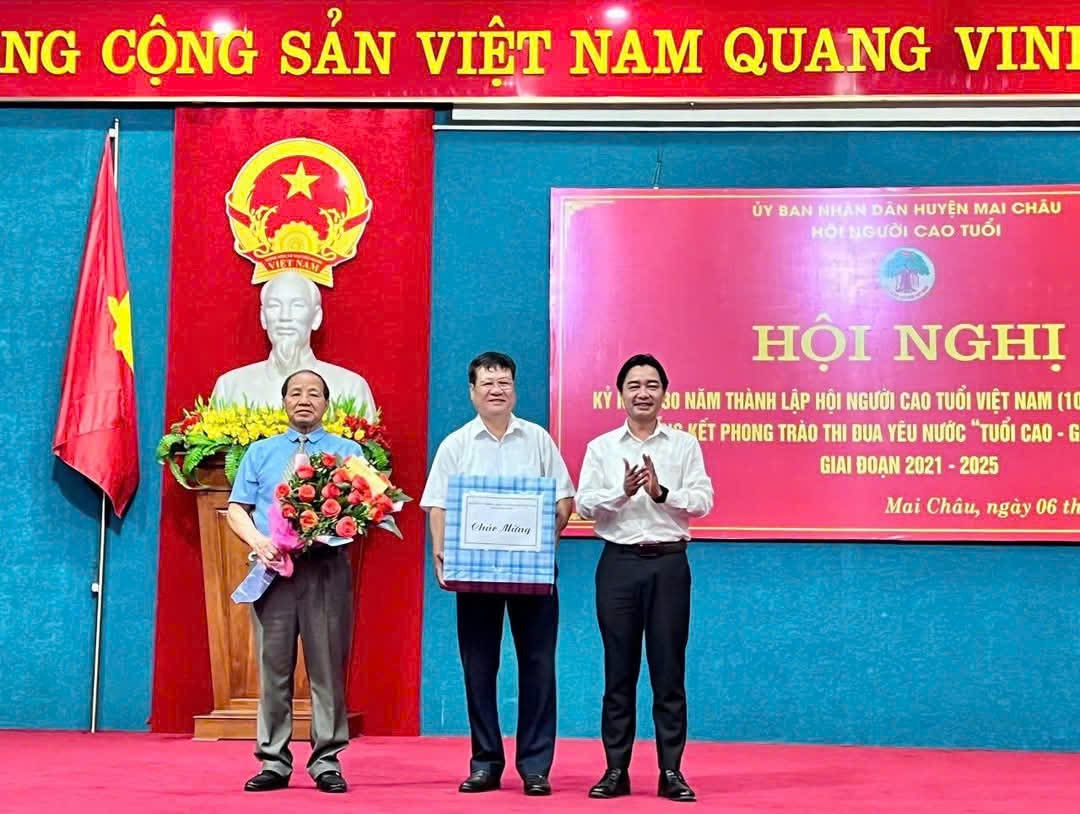 Phong trào “Tuổi cao - Gương sáng” lan toả những giá trị tốt đẹp