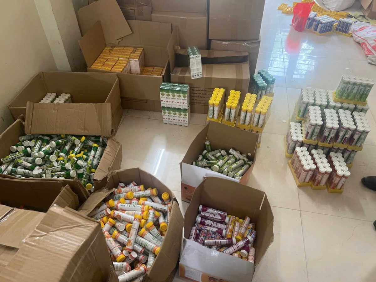 Bộ Y tế: Tăng cường quản lý thực phẩm chức năng, bảo vệ người tiêu dùng trước vấn nạn hàng giả