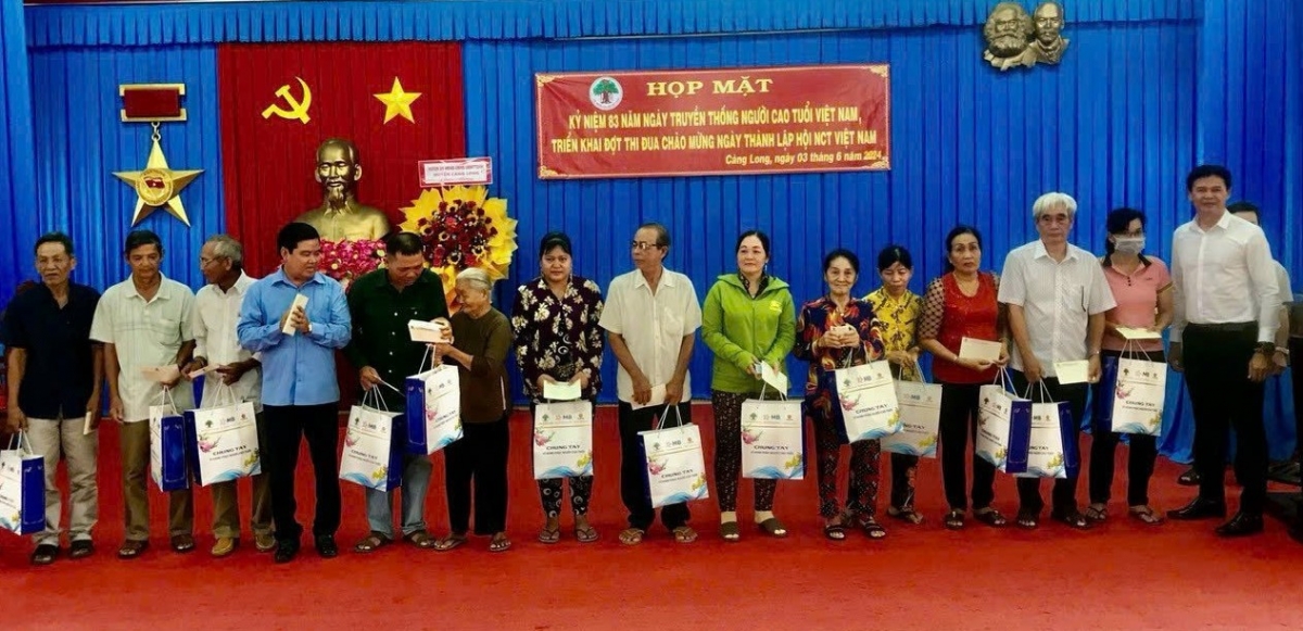 Đẩy mạnh công tác nhân rộng CLB Liên thế hệ tự giúp nhau