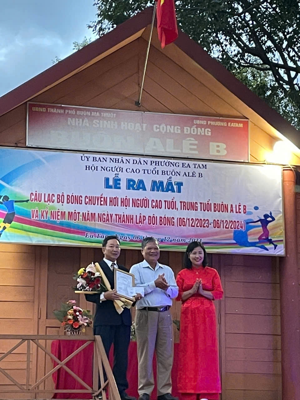 Cán bộ Hội điển hình của phố núi