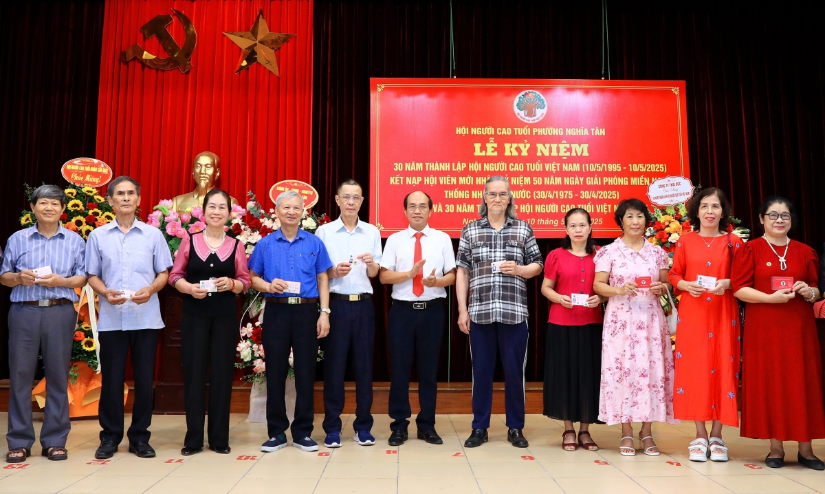 Hội Người cao tuổi phường Nghĩa Tân: Ba thập kỉ “Tuổi cao chí càng cao”