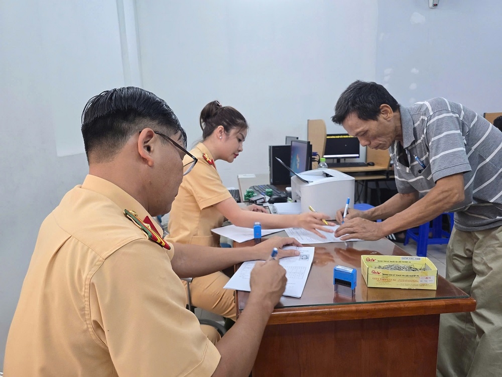 TP Hồ Chí Minh: Bắt đầu tổ chức kỳ thi sát hạch cấp Giấy phép lái xe