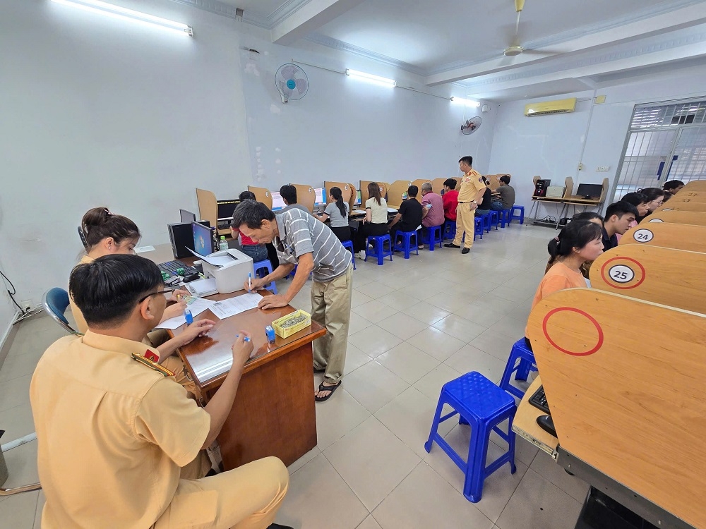 TP Hồ Chí Minh: Bắt đầu tổ chức kỳ thi sát hạch cấp Giấy phép lái xe