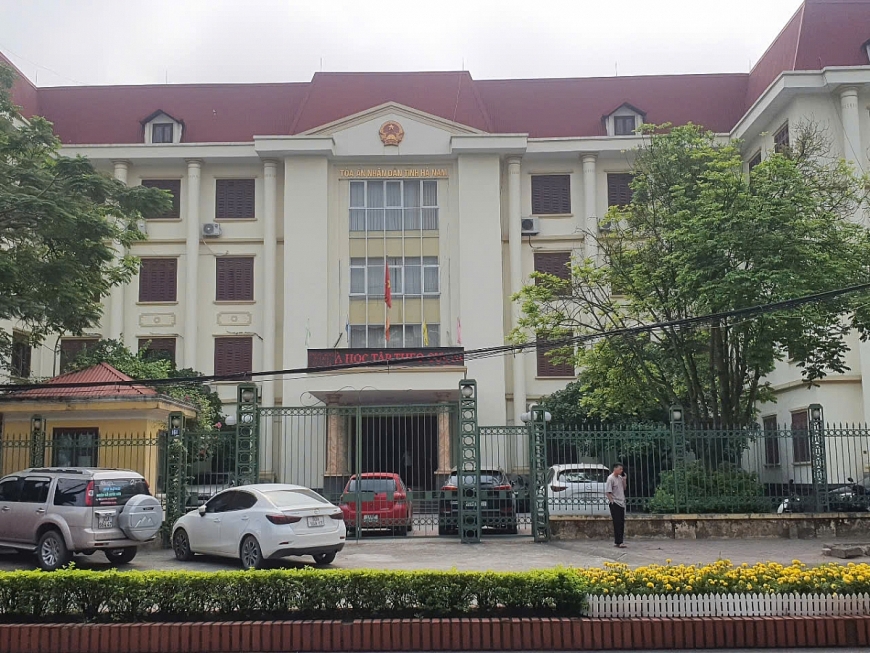 Trụ sở TAND tỉnh Hà Nam. Bản án sơ thẩm số 72/2024/HS-ST ngày 15/11/2024 của TAND tỉnh Hà Nam. 2. 