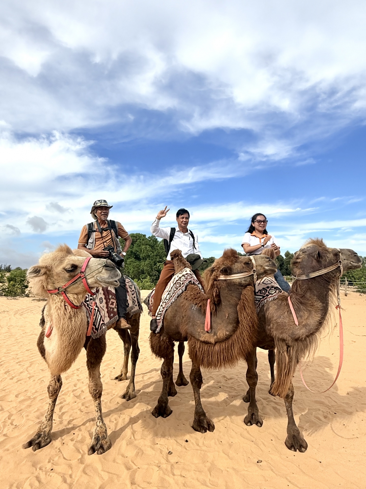 Bình Thuận: Bàu Trắng- điểm đến hấp dẫn trong mùa hè