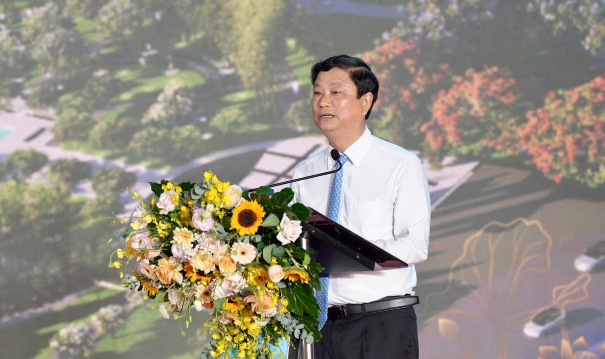 Ông Võ Văn Minh-Chủ tịch UBND tỉnh Bình Dương phát biểu tại buổi lễ khởi công.