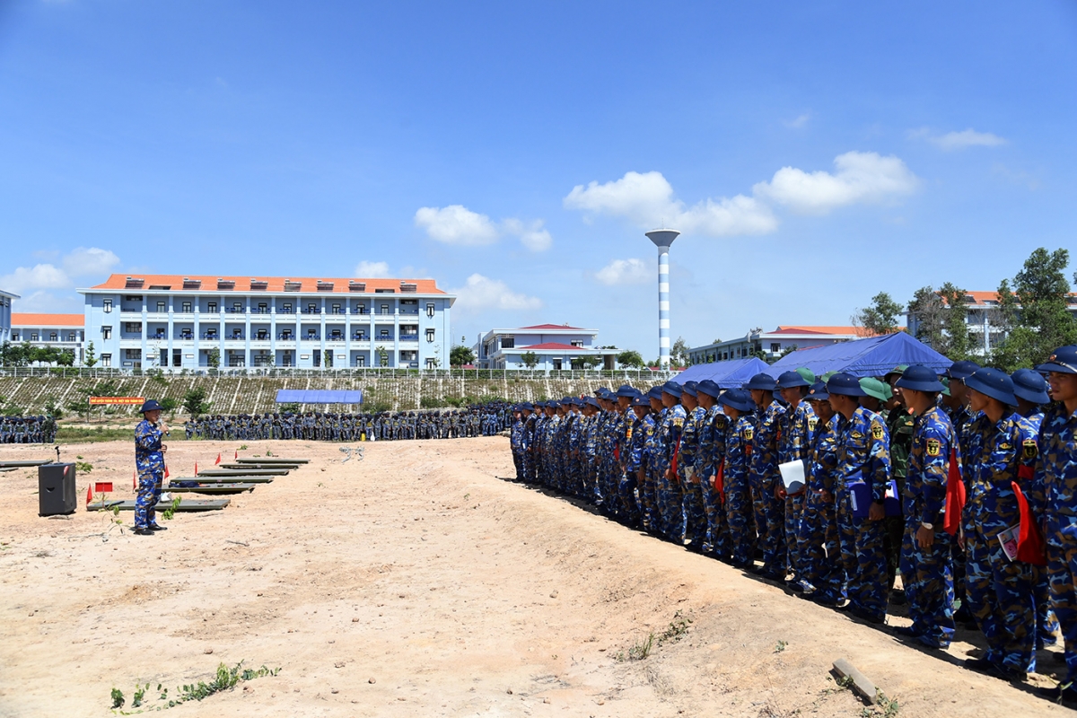 Tiếng nổ của sự trưởng thành