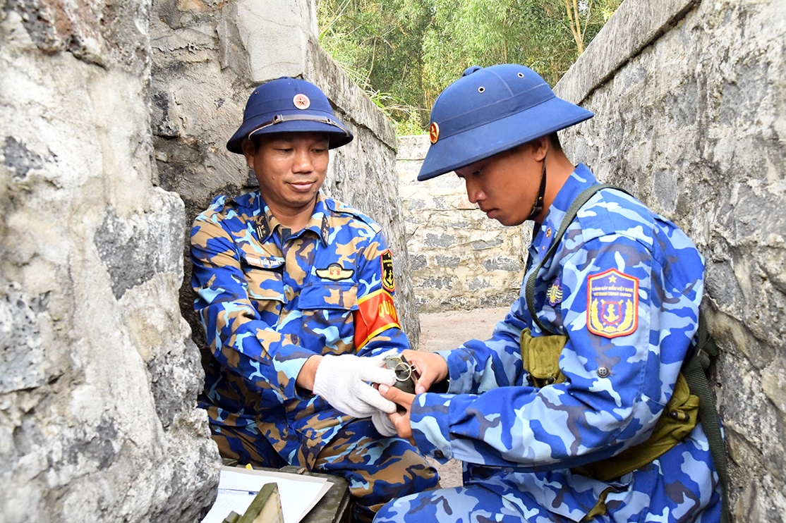 Tiếng nổ của sự trưởng thành